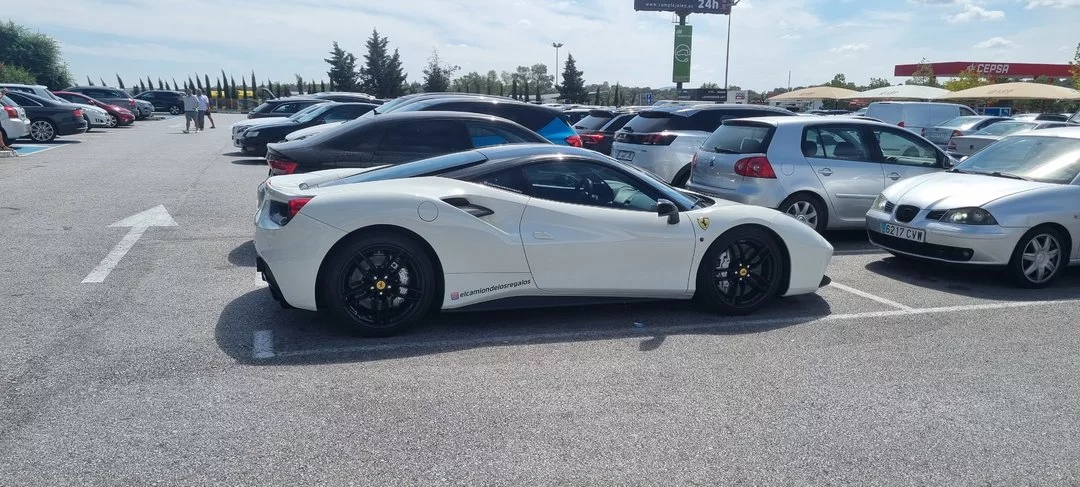Ferrari Blanco