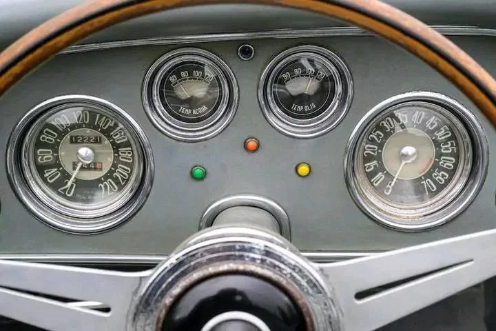 98F99F99-14E1-4E6C-80E3-C7F94C03C563.webp