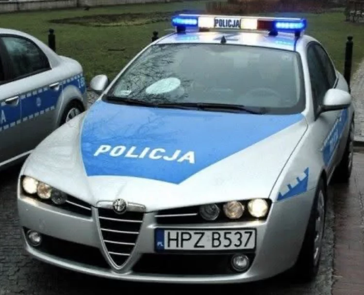 B1451519-889F-469B-8D8D-42F45AA28705.webp